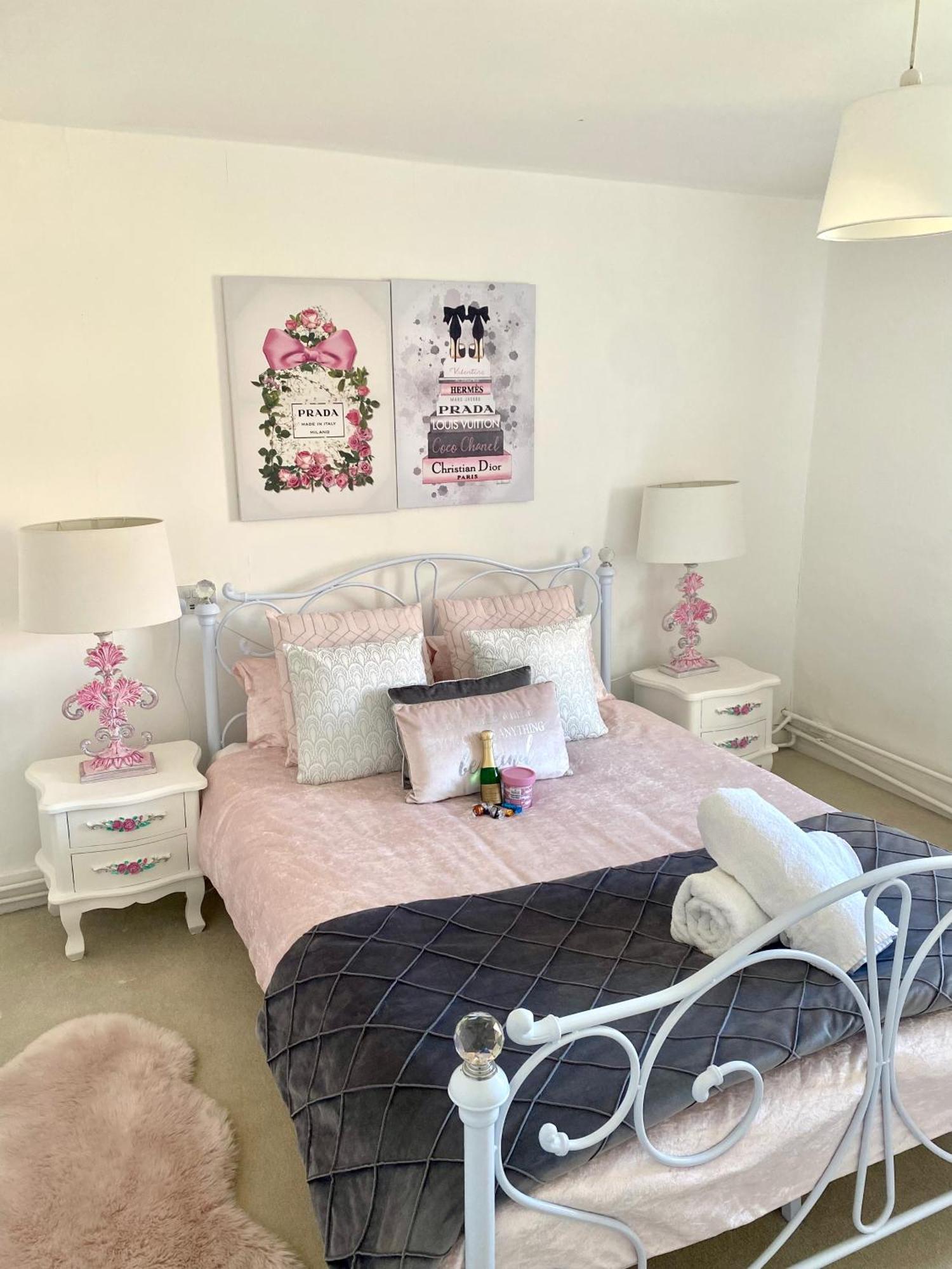The Farm Farm stay Stapleford Tawney